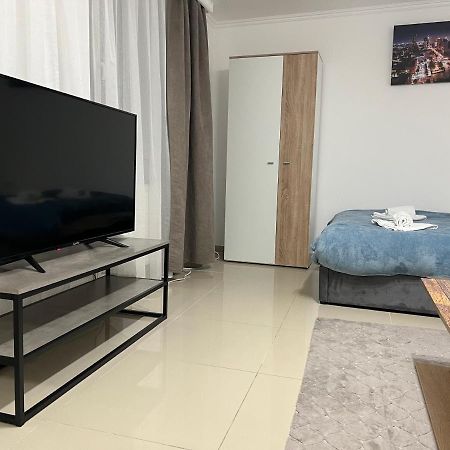 Ndl Downtown Apartment คลูจ-นาโปกา ภายนอก รูปภาพ