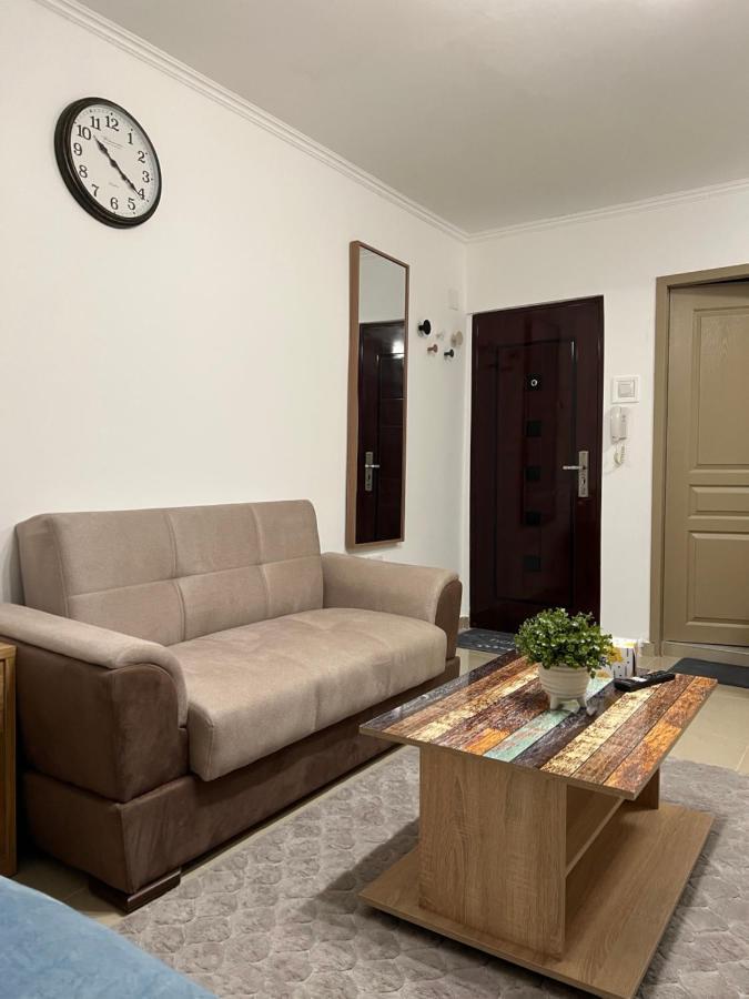 Ndl Downtown Apartment คลูจ-นาโปกา ภายนอก รูปภาพ