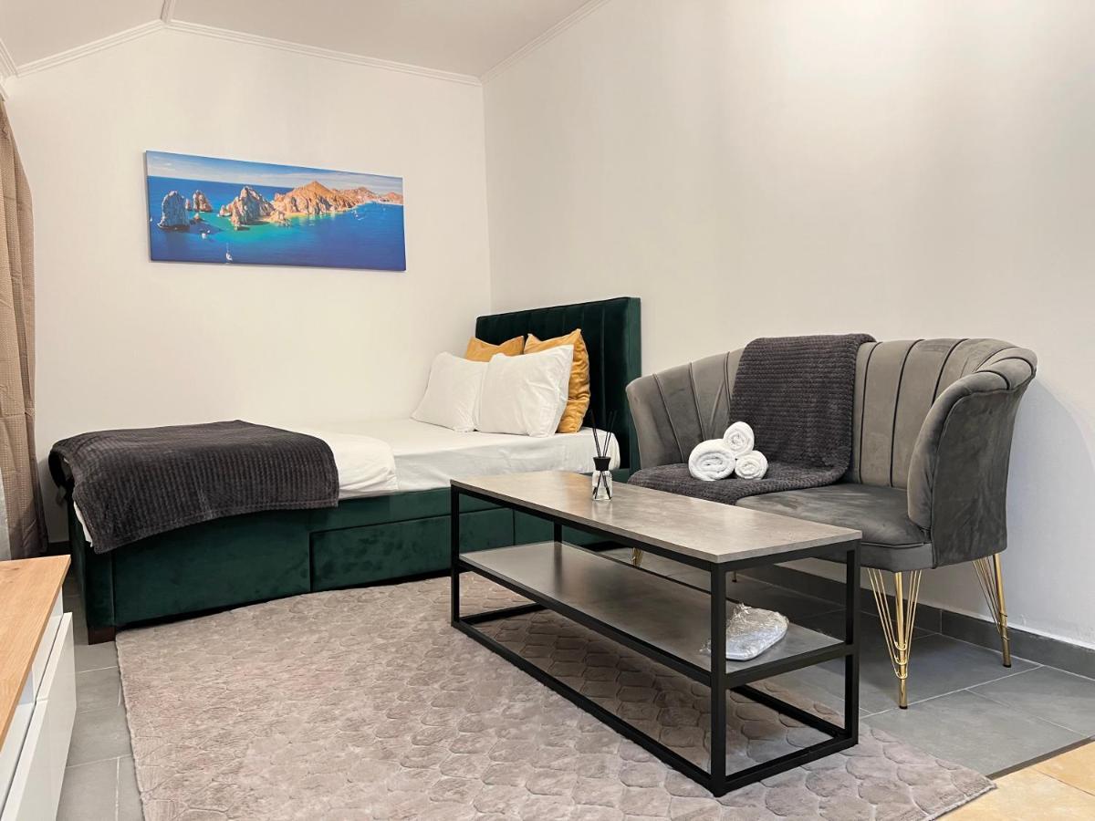 Ndl Downtown Apartment คลูจ-นาโปกา ภายนอก รูปภาพ